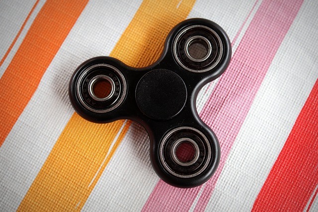 how to make a fidget spinner